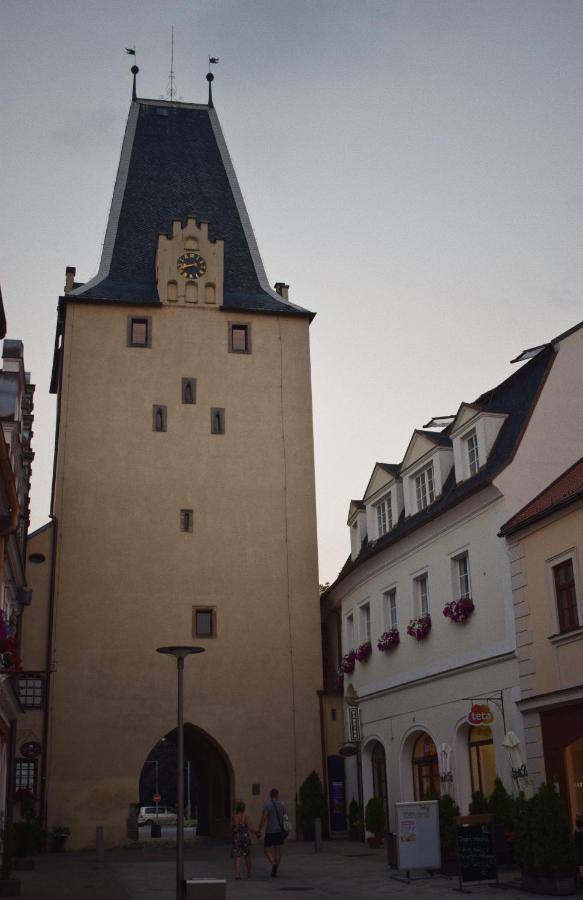 Kadaň 乌约翰吉旅馆酒店 外观 照片